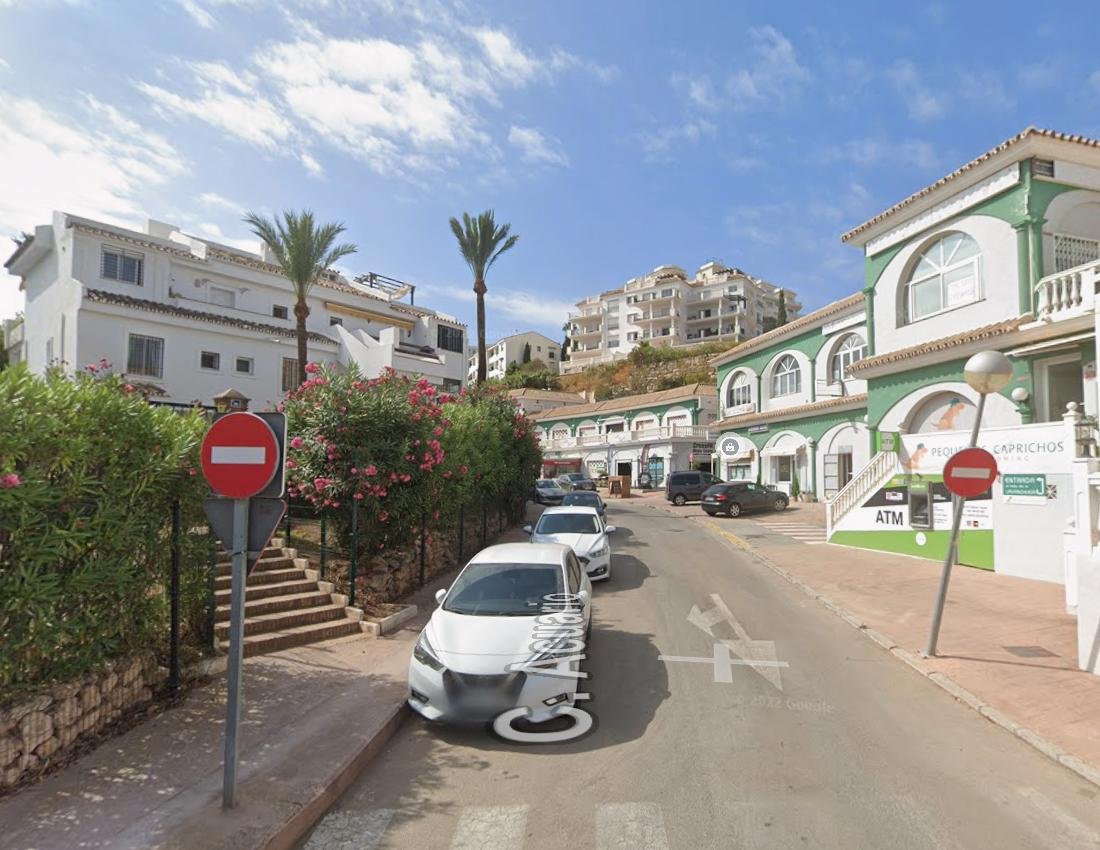 4252913-77b0ffe9 LOCAL COMERCIAL EN RIVIERA DEL SOL, LAS LAGUNAS DE MIJAS