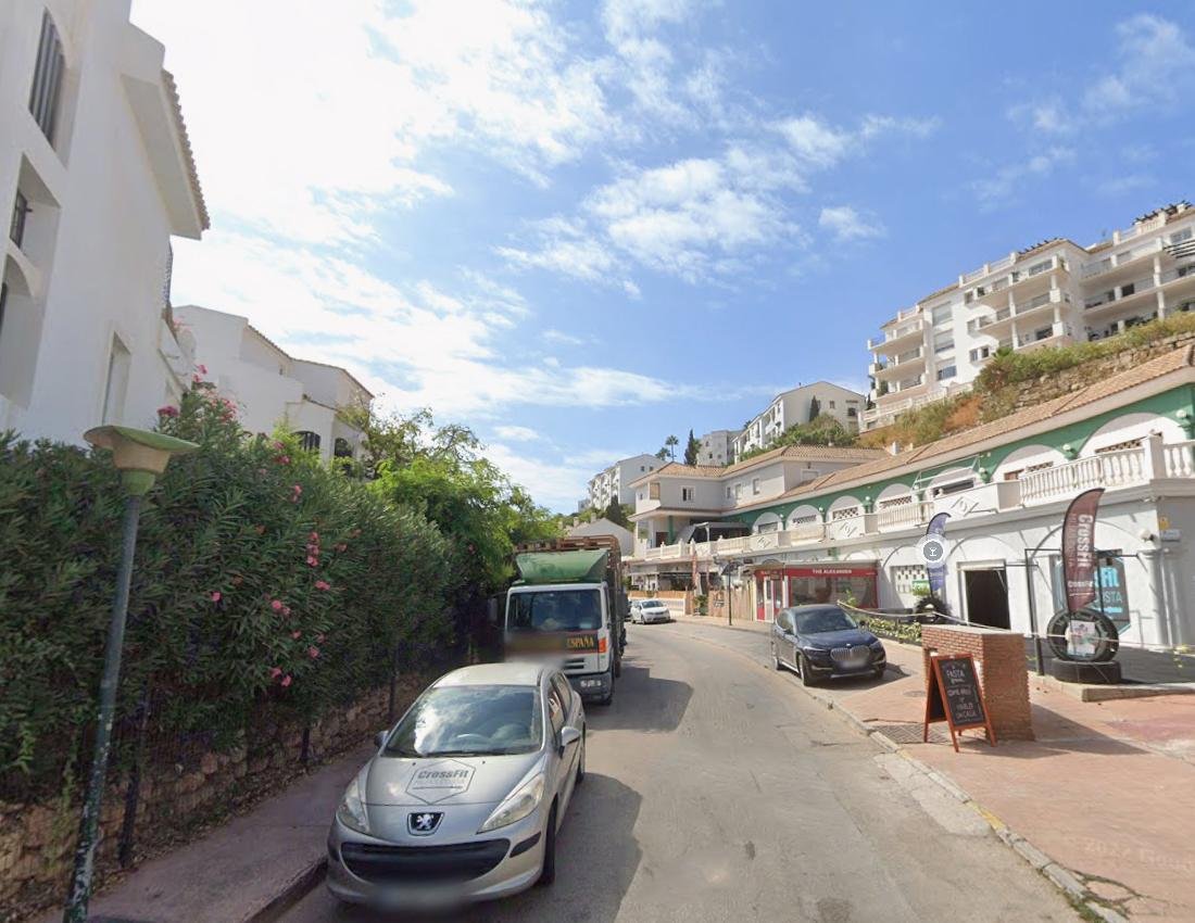 4252913-cb0cc8d5 LOCAL COMERCIAL EN RIVIERA DEL SOL, LAS LAGUNAS DE MIJAS