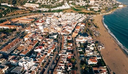 PISO EN LAS LAGUNAS, MIJAS