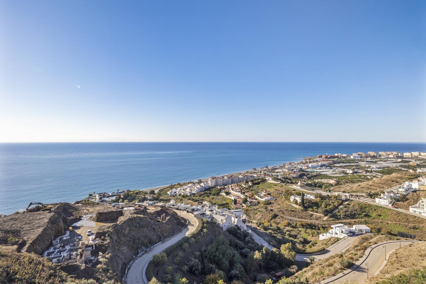 VIVIENDA UNIFAMILIAR EN TORROX COSTA.