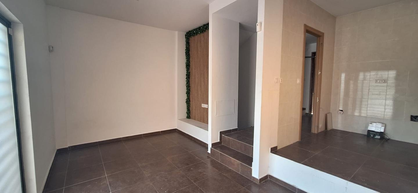 CHALET ADOSADO EN FUENGIROLA, MÁLAGA