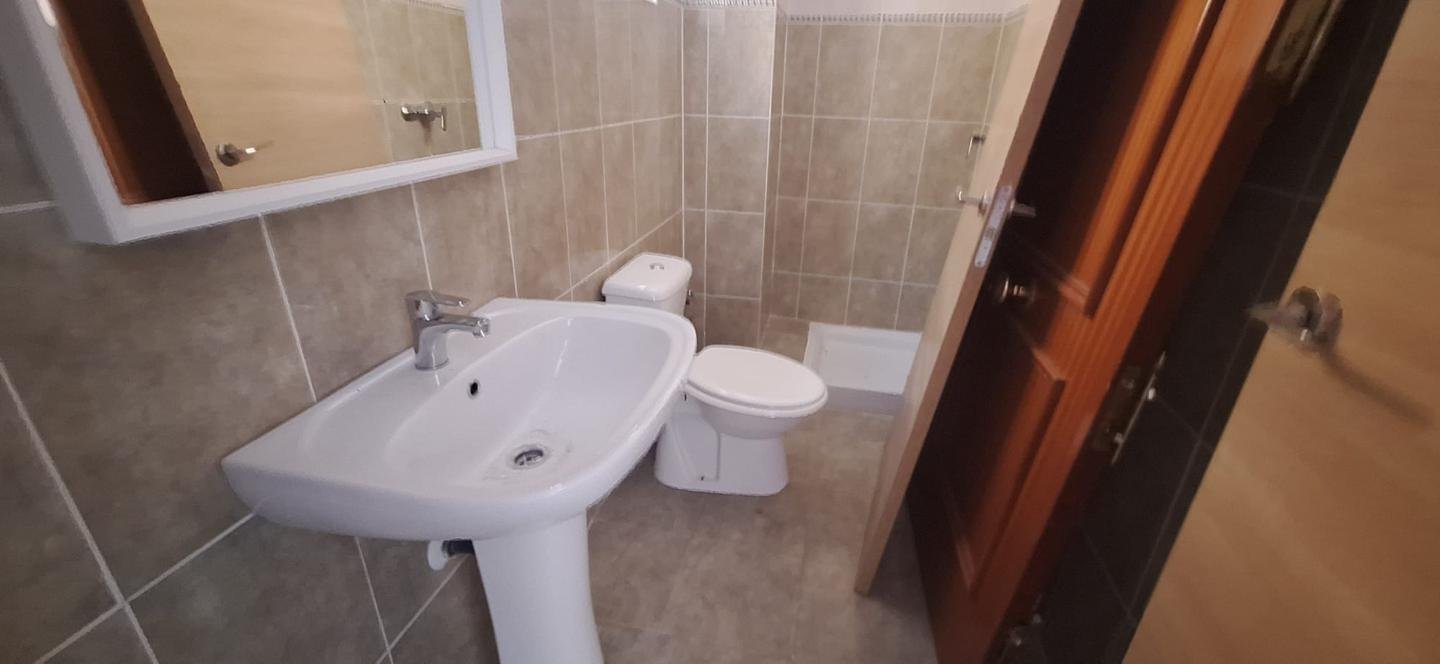 CHALET ADOSADO EN FUENGIROLA, MÁLAGA