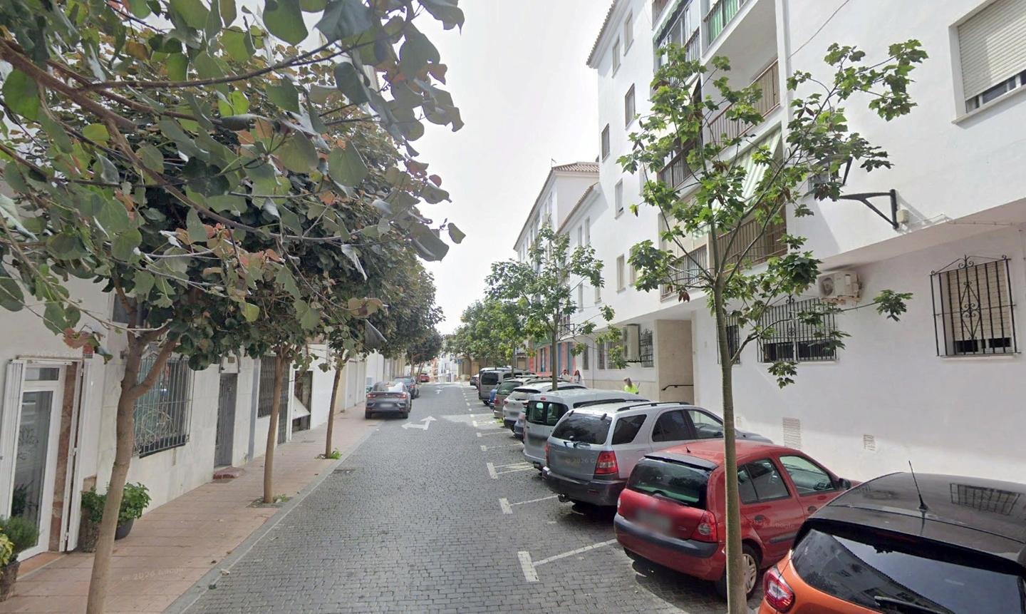 PISO EN ESTEPONA, MÁLAGA