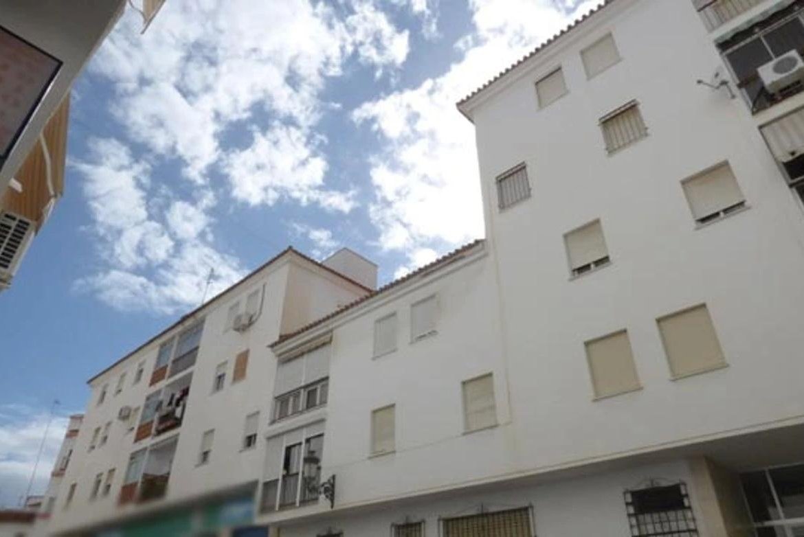 PISO EN ESTEPONA, MÁLAGA