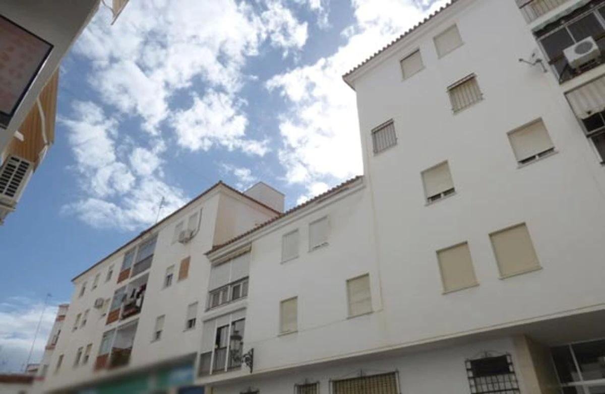 PISO EN ESTEPONA, MÁLAGA