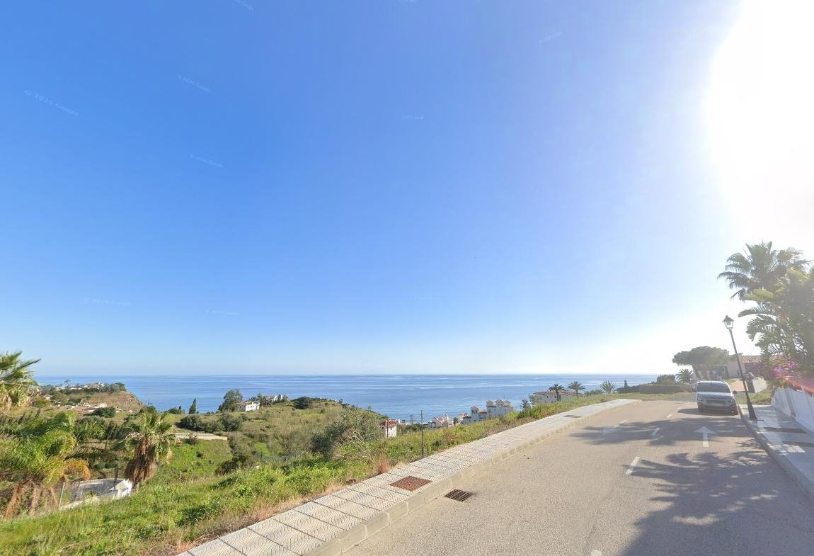TERRENO URBANIZABLE EN EL PEÑONCILLO, TORROX COSTA, MÁLAGA