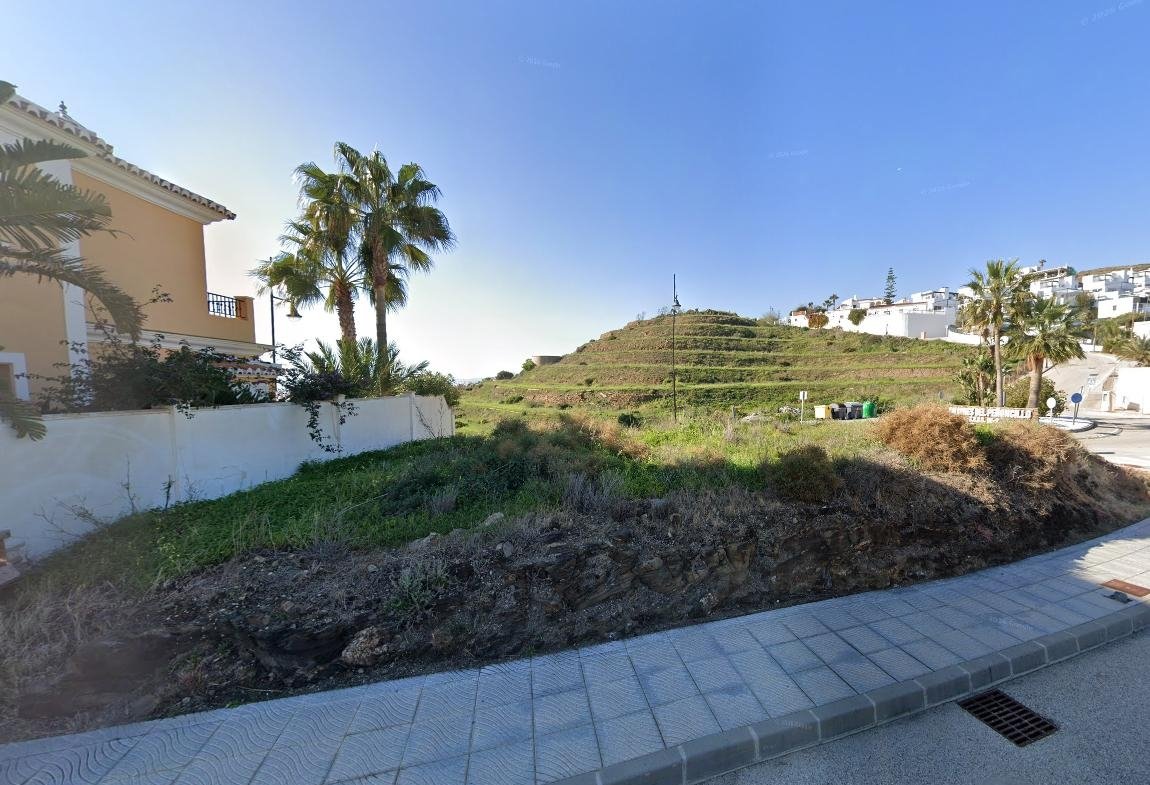 TERRENO URBANIZABLE EN EL PEÑONCILLO, TORROX COSTA, MÁLAGA