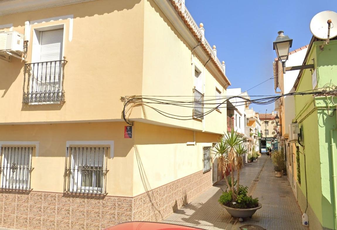 CASA ADOSADA EN ZONA DE HUELIN, MALAGA