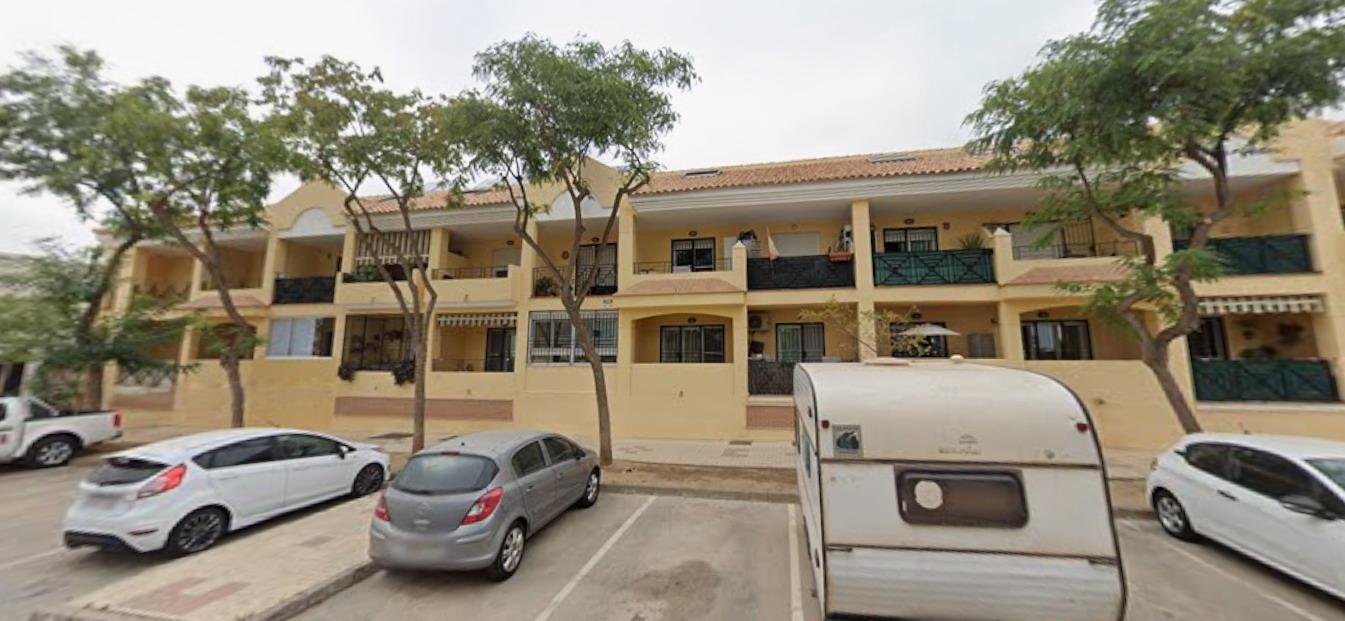 CHALET ADOSADO EN TORREMOLINOS