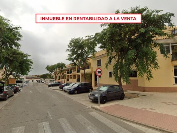 CHALET ADOSADO EN TORREMOLINOS