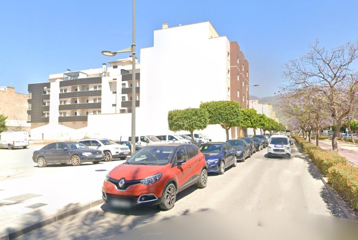 PISO EN EL EJIDO, ALMERÍA