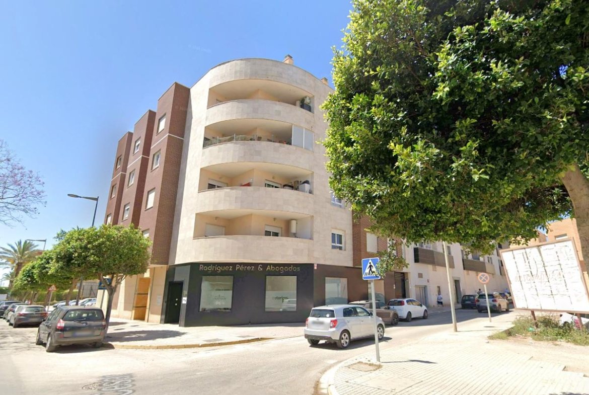 PISO EN EL EJIDO, ALMERÍA