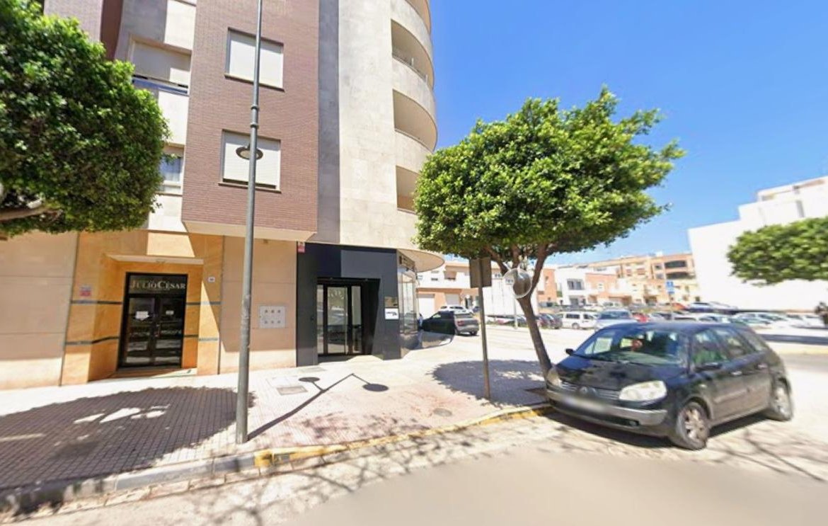PISO EN EL EJIDO, ALMERÍA