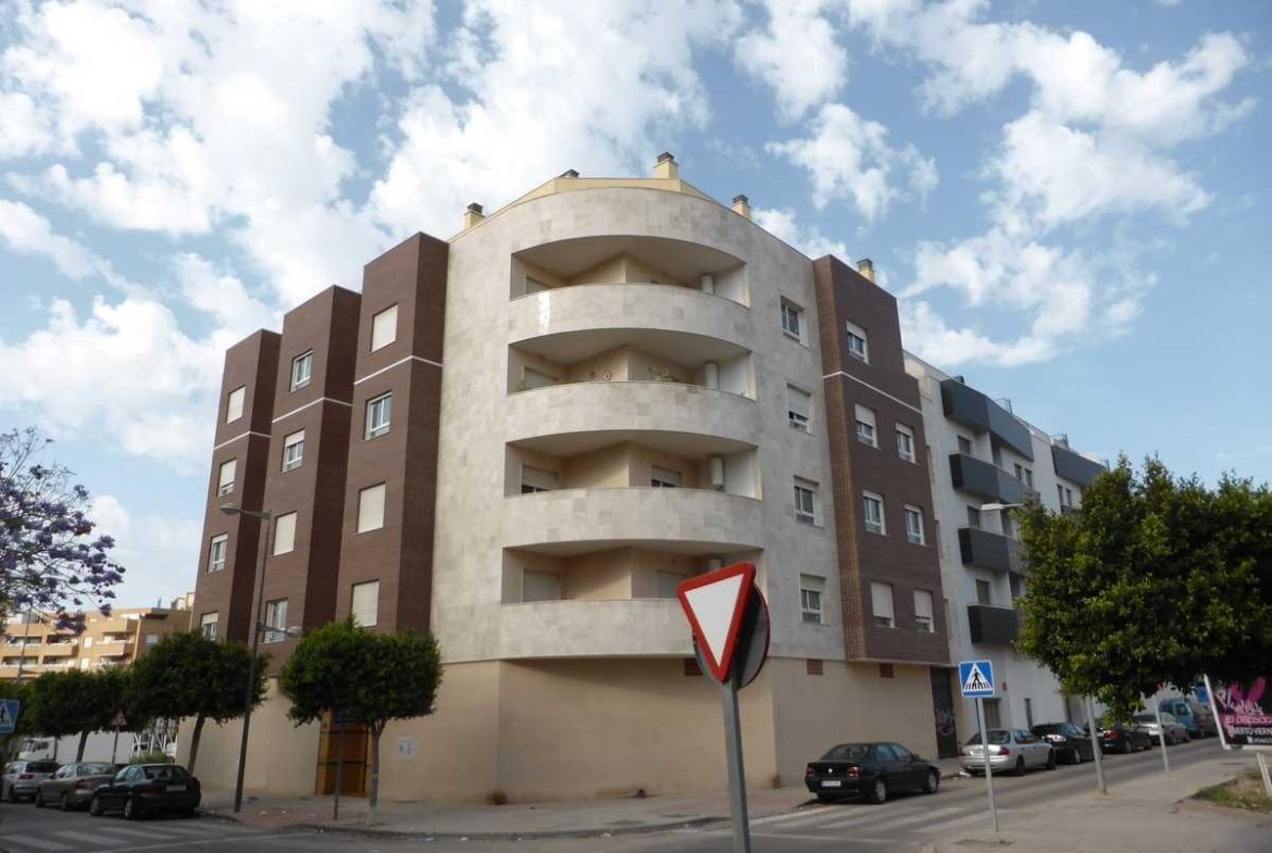 PISO EN EL EJIDO, ALMERÍA