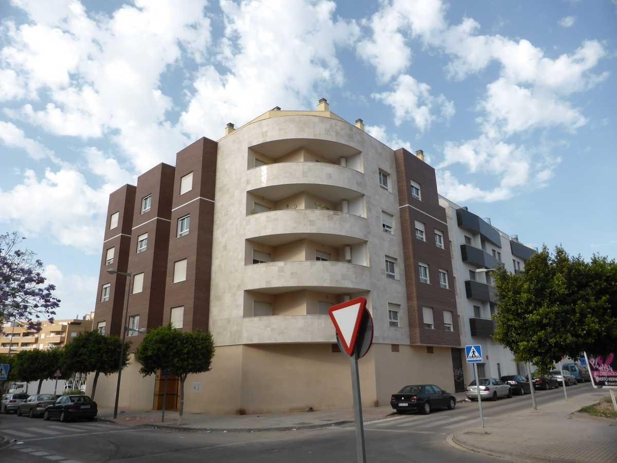 PISO EN EL EJIDO, ALMERÍA