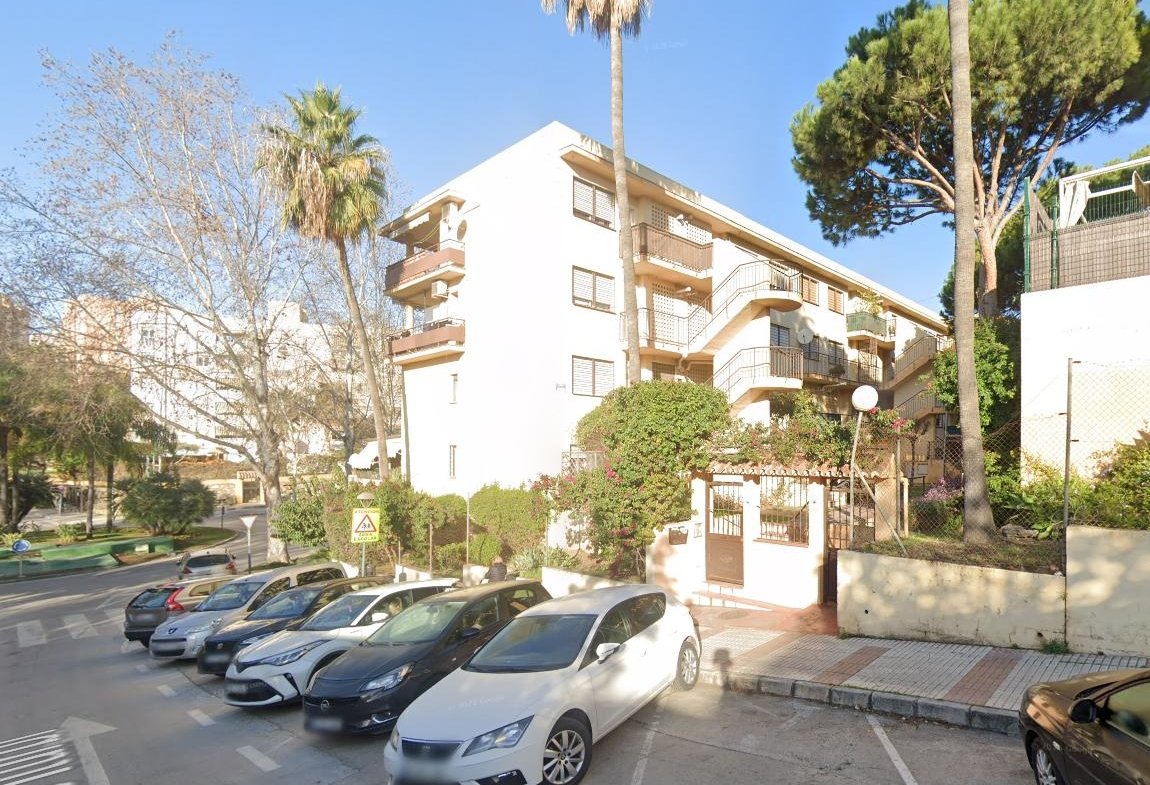 PISO EN MARBELLA