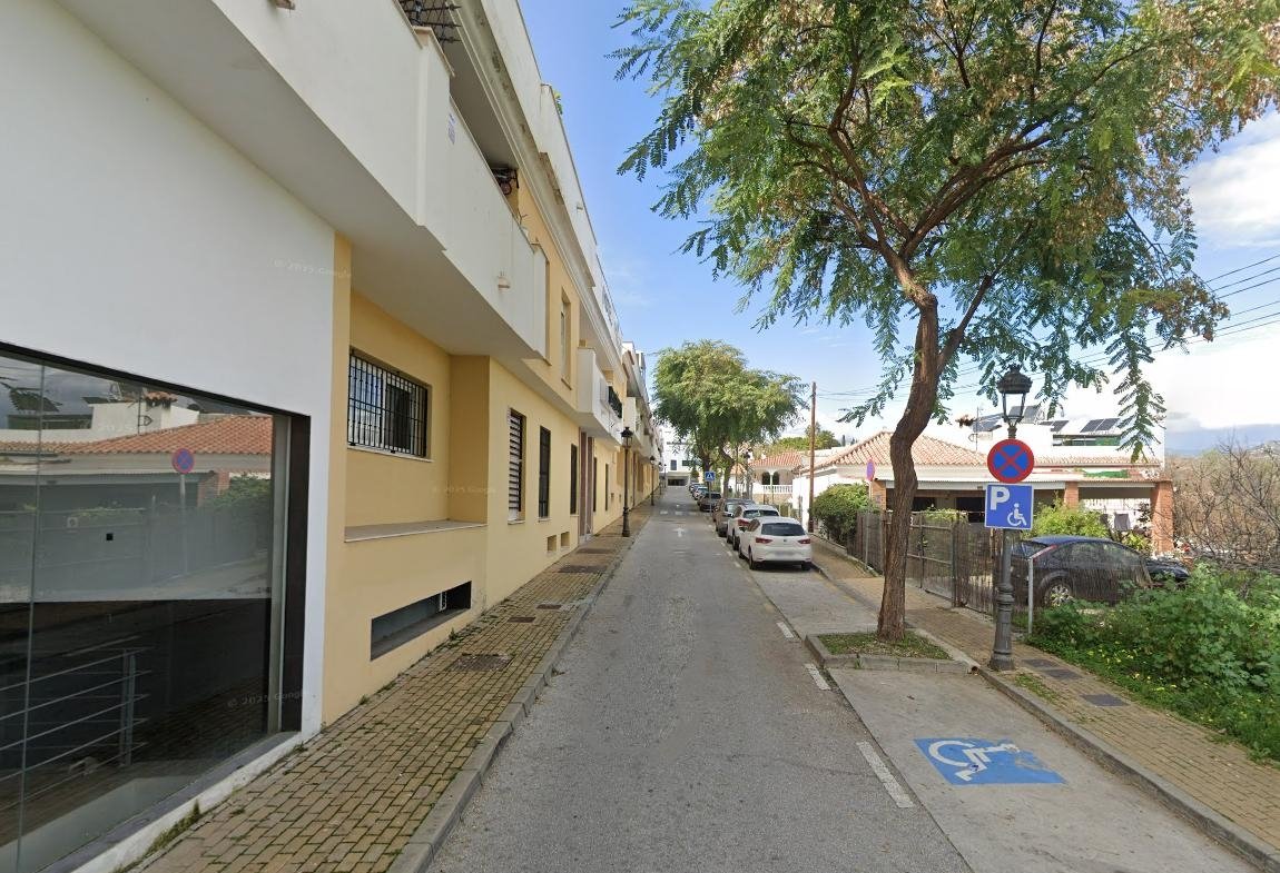 1150
