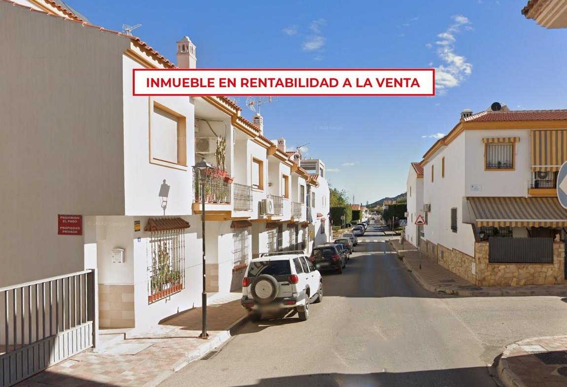 CHALET ADOSADO EN ALHAURIN DE LA TORRE, MALAGA