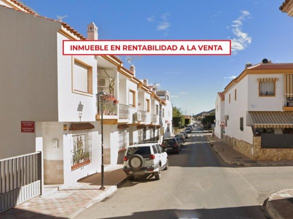 CHALET ADOSADO EN ALHAURIN DE LA TORRE, MALAGA
