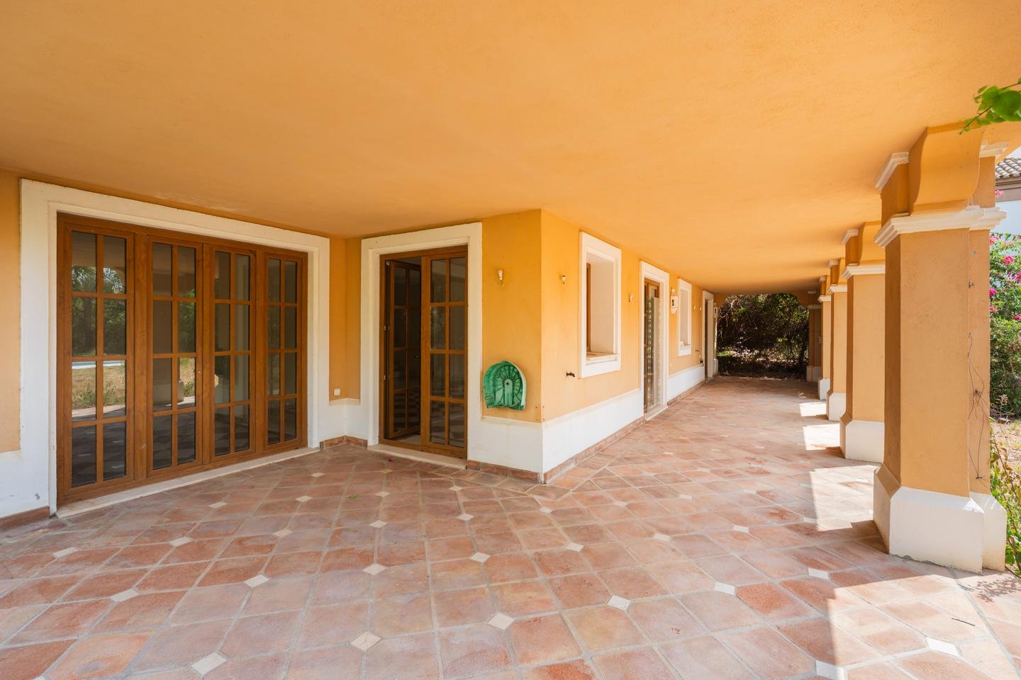 CHALET INDEPENDIENTE EN LA RESINA GOLF, ESTEPONA