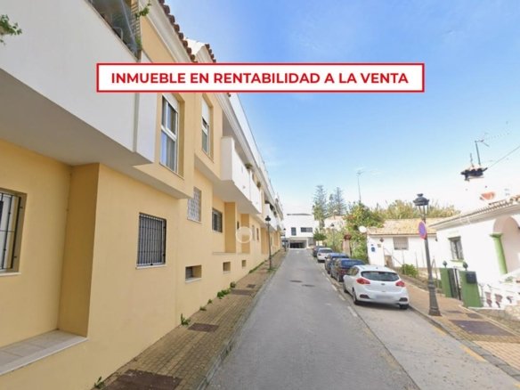 PISO EN URB. LAS PALMERAS, CANCELADA, ESTEPONA