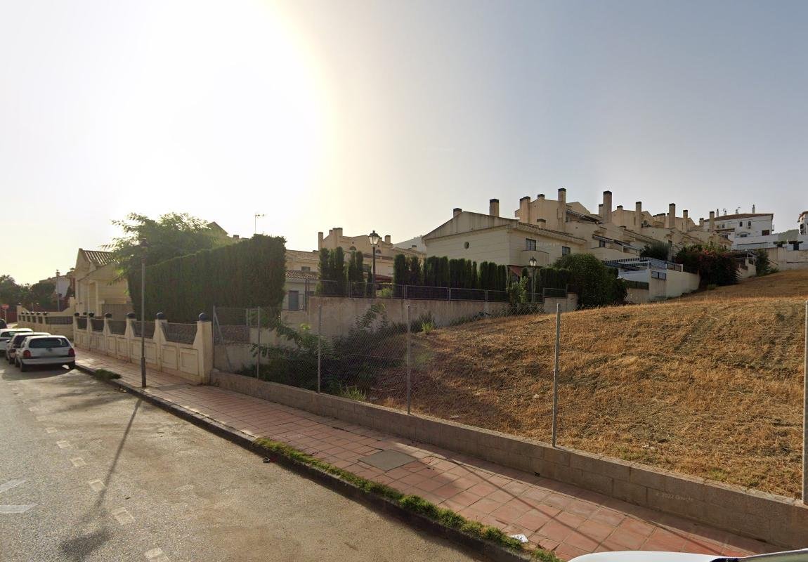 CHALET EN ALHAURÍN DE LA TORRE, MÁLAGA