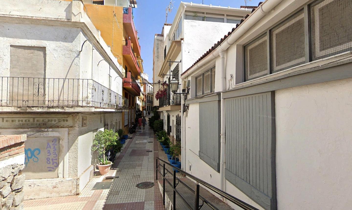 4282375-450e747b PISO EN MARBELLA, MÁLAGA
