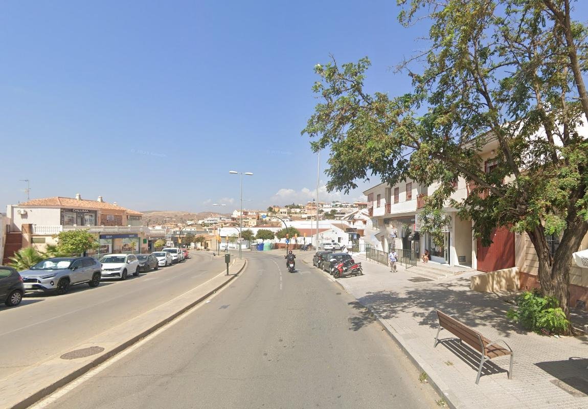 4285603-a92bd102 LOCAL COMERCIAL EN EL PUERTO DE LA TORRE, MALAGA