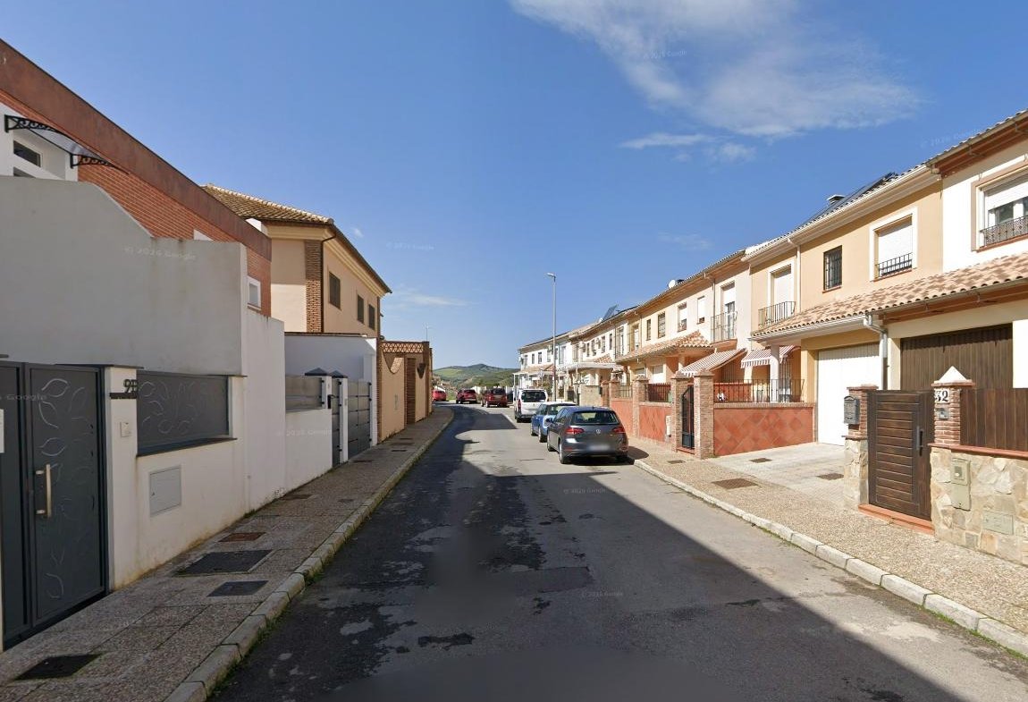 CHALET ADOSADO EN ANTEQUERA, MALAGA