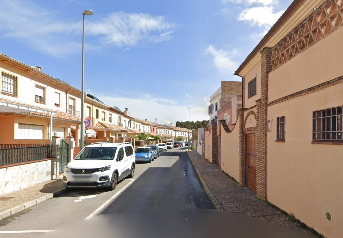 CHALET ADOSADO EN ANTEQUERA, MALAGA
