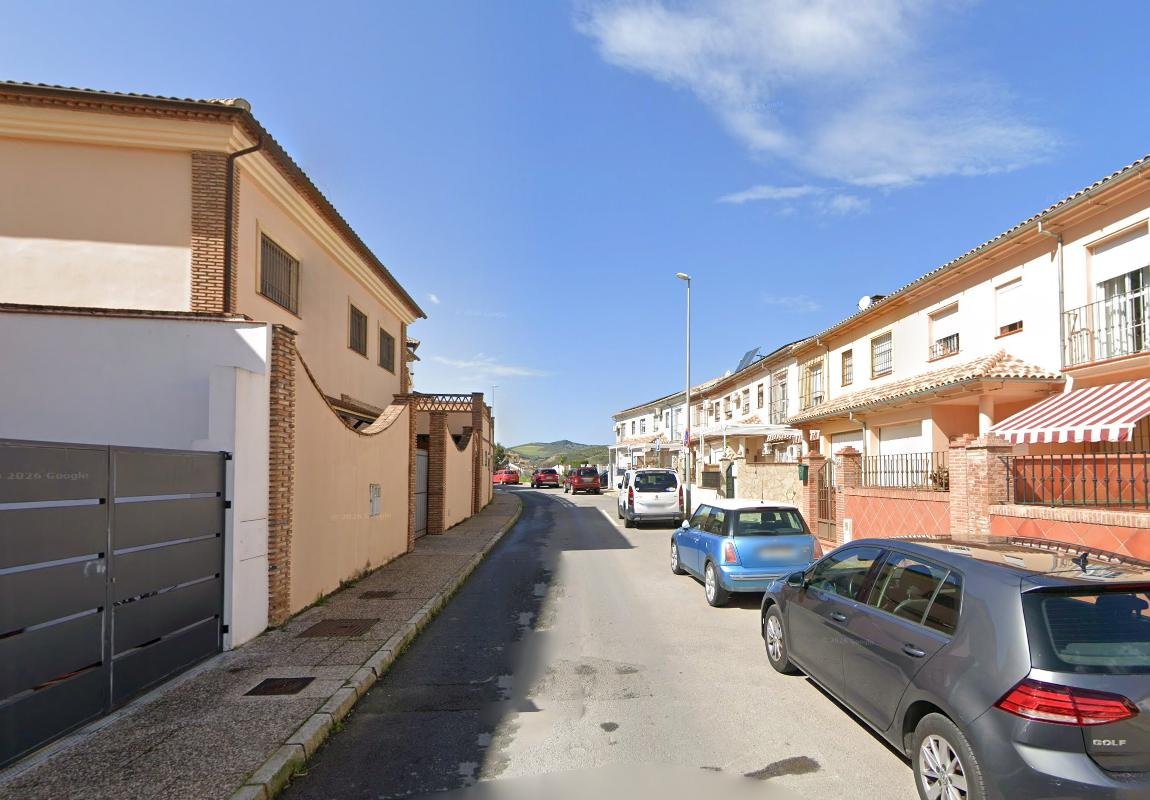 CHALET ADOSADO EN ANTEQUERA, MALAGA